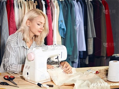 2025betway精装版下载 | 消费需求倒逼服装企业转型，未来定制会成为主流吗？