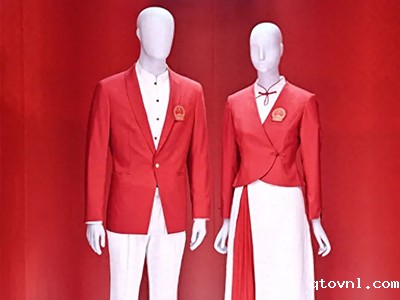 2025betway精装版下载 | 堪比时装周！巴黎奥运会开幕式各代表团服装大比拼